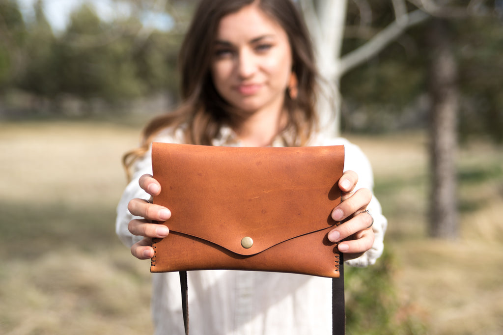 Trekker Crossbody Purse
